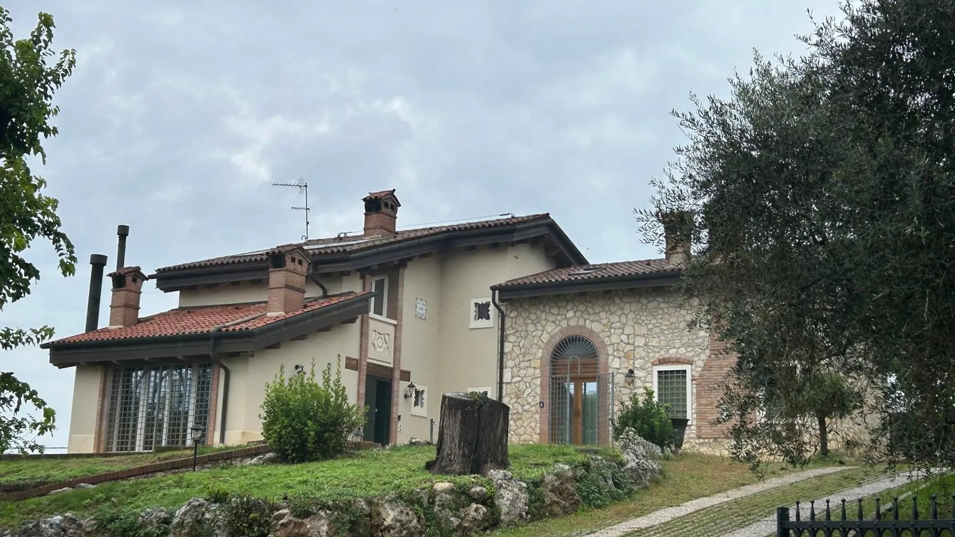 Hostal Locazione Turistica Casa Delle Ceramiche Brendola
